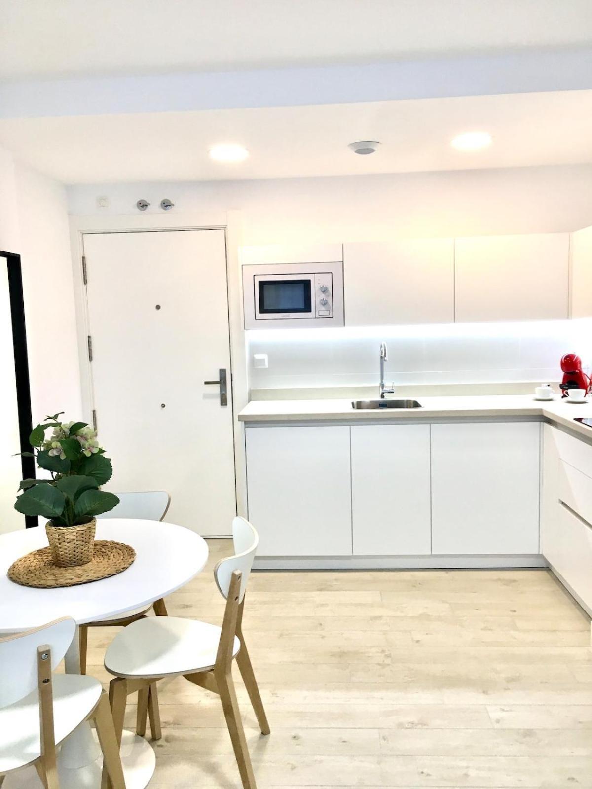 Apartment Castro Holidays - Apto A Centrico Terraza Con Garaje Gratis